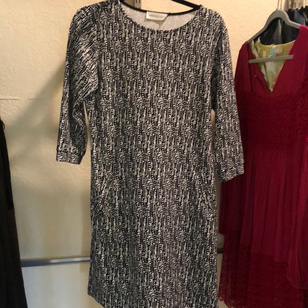 Versatile print dress with 3/5 sleeves!